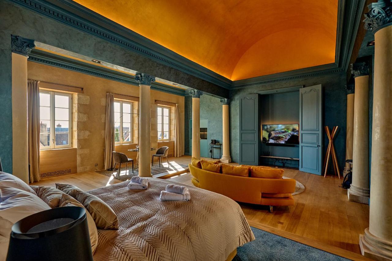 La Chapelle, Les Suites Du Palais, L'Unique 5 Etoiles De Nevers, Suite D'Exception, By Primo C0Nciergerie Exteriör bild