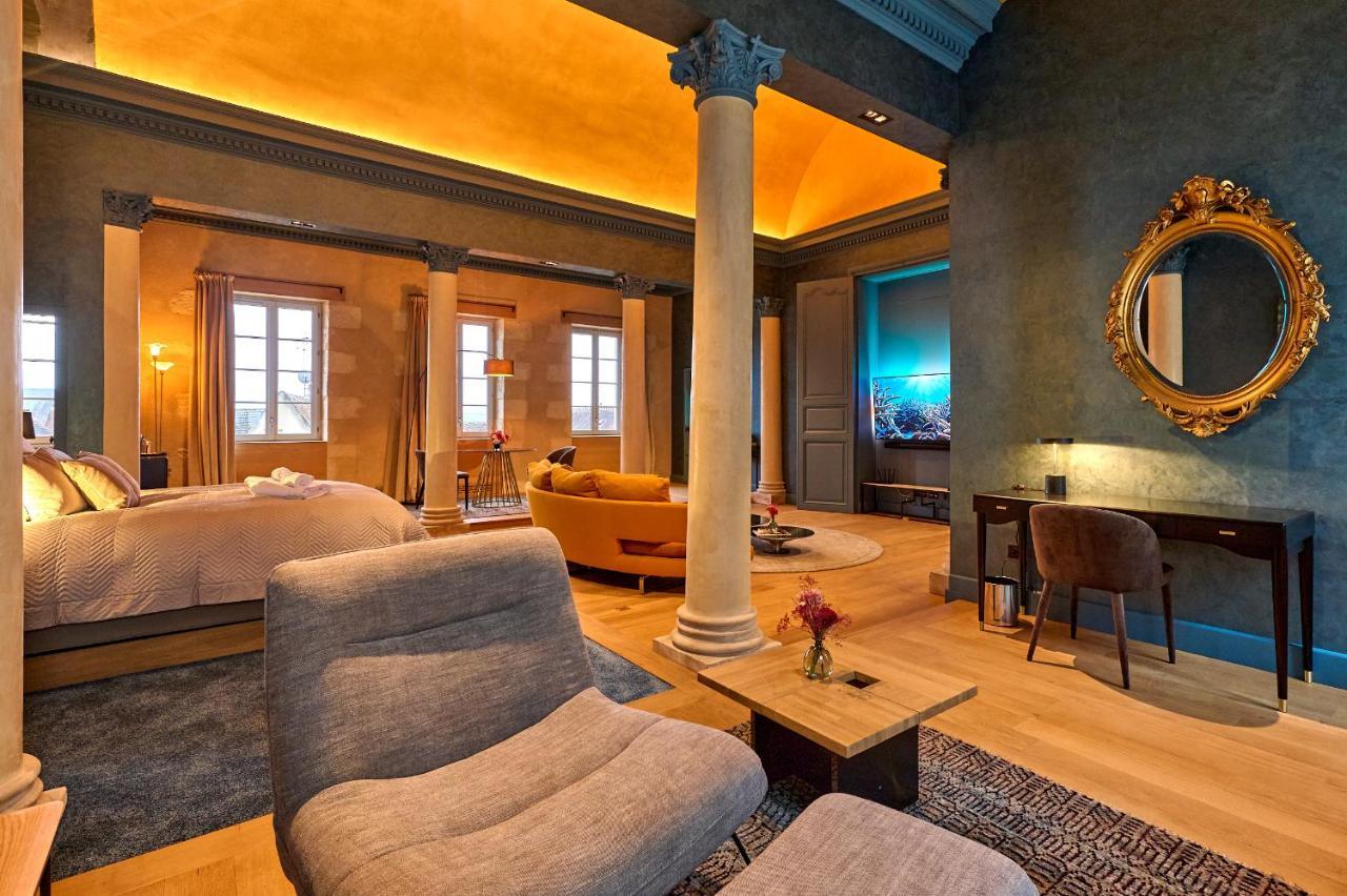 La Chapelle, Les Suites Du Palais, L'Unique 5 Etoiles De Nevers, Suite D'Exception, By Primo C0Nciergerie Exteriör bild