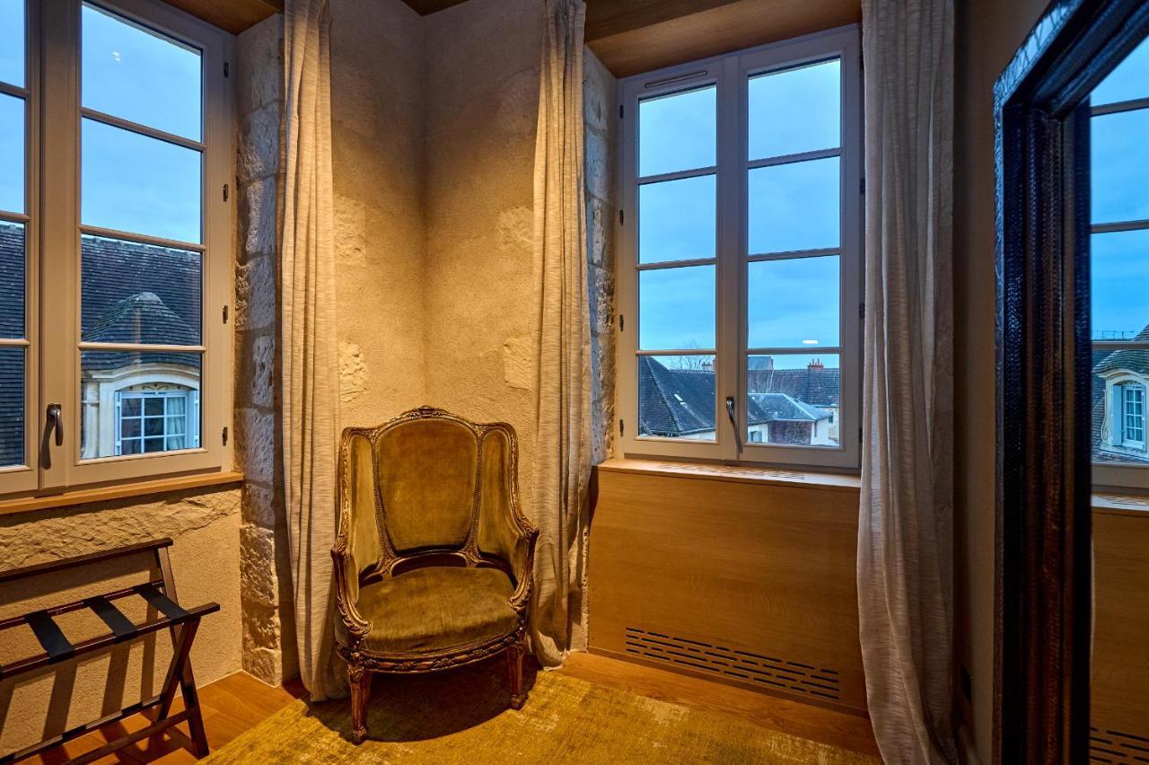 La Chapelle, Les Suites Du Palais, L'Unique 5 Etoiles De Nevers, Suite D'Exception, By Primo C0Nciergerie Exteriör bild